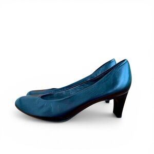 Stuart Weitzman Women's Round Toe Cone Heels Pumps Black Size 9/8,5 NWOT heel 3”